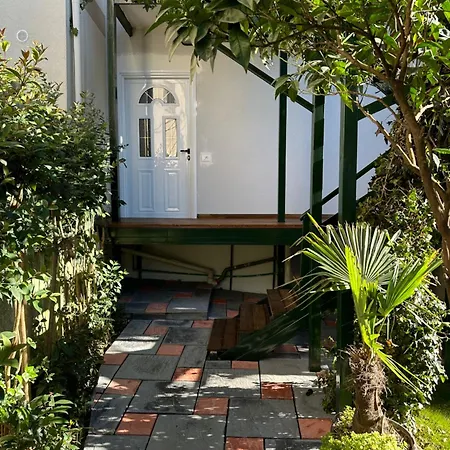 Modern In Апартаменты