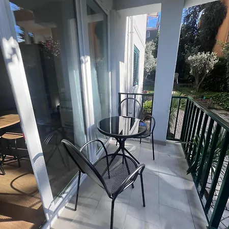 Апартаменты Modern In *