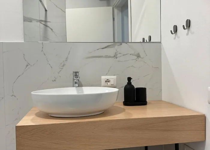 Appartement Modern In *